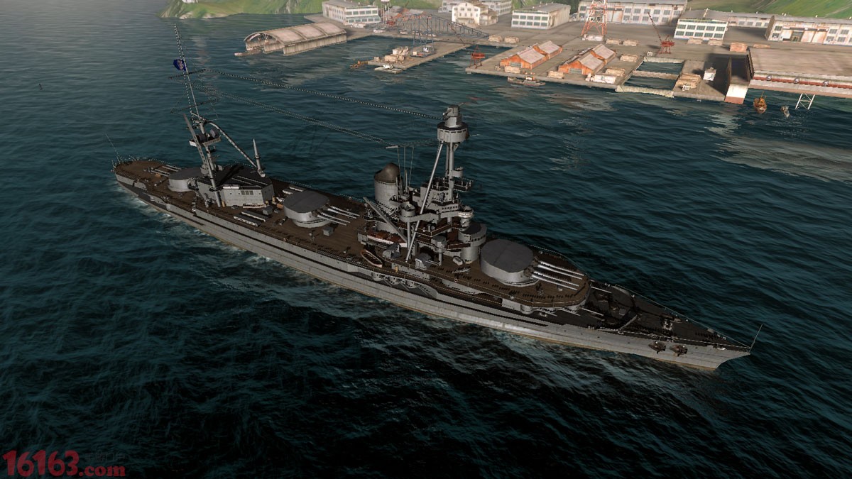 诺曼底号采用了四联装主炮