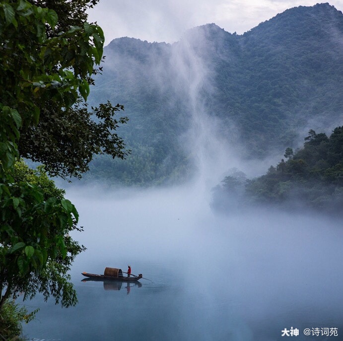 行到水穷处,坐看云起时.