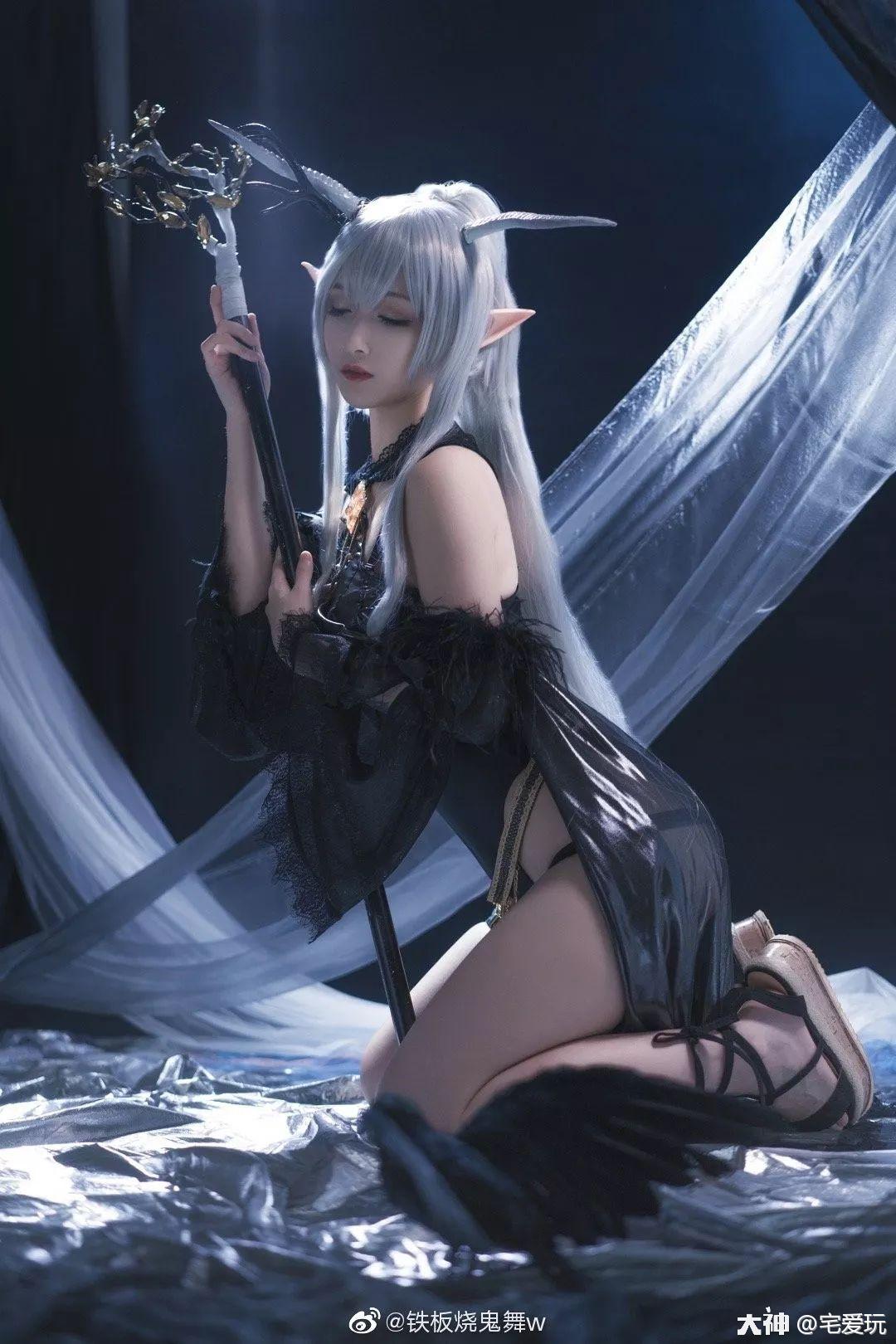 【cosplay欣赏《明日方舟》闪灵 来自章丘天 大神