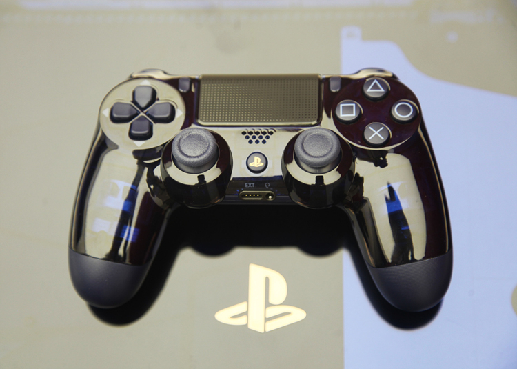 就是你渴望的“索尼蓝”—— PS4 Pro 5亿限定版开箱