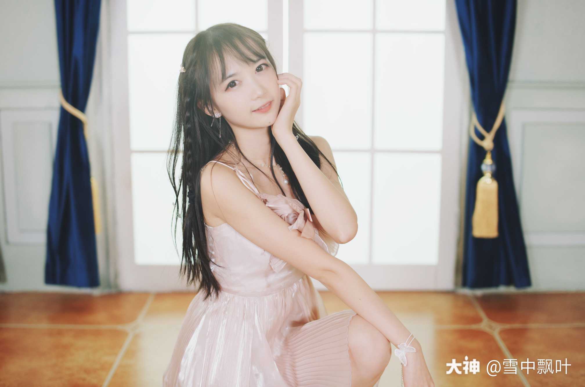 美女# 今日份壁纸 来自雪中飘叶 - 大神