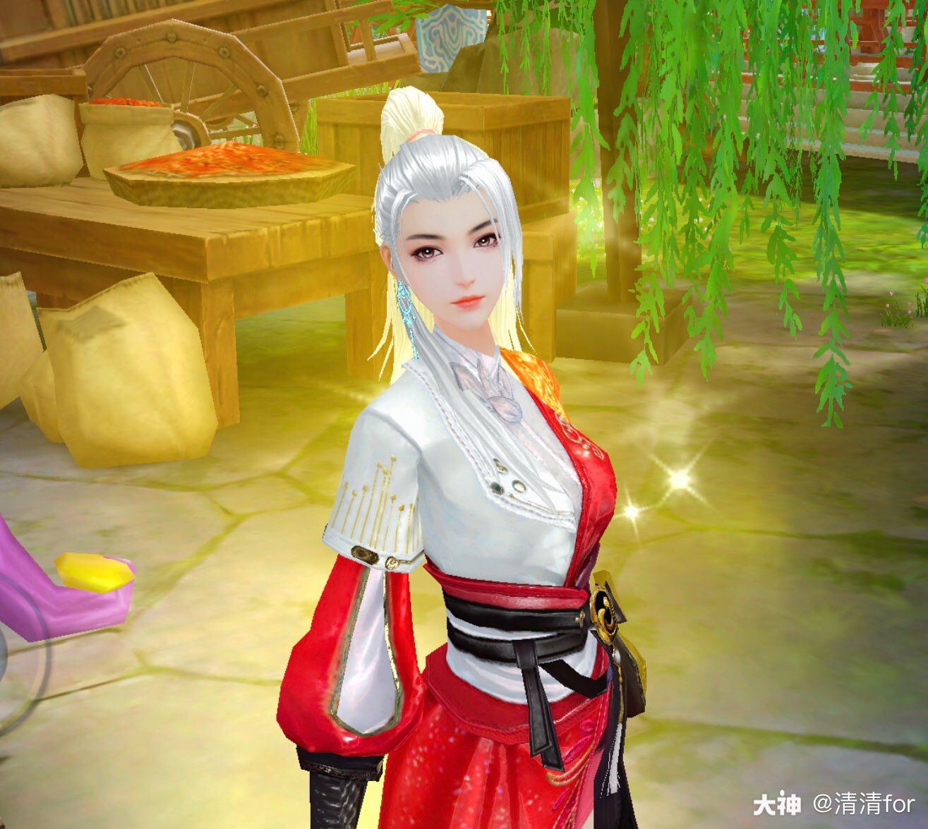 其实这个拓本衣服也是很好看的, 毕竟我今年挺喜欢红色的 @倩女幽魂