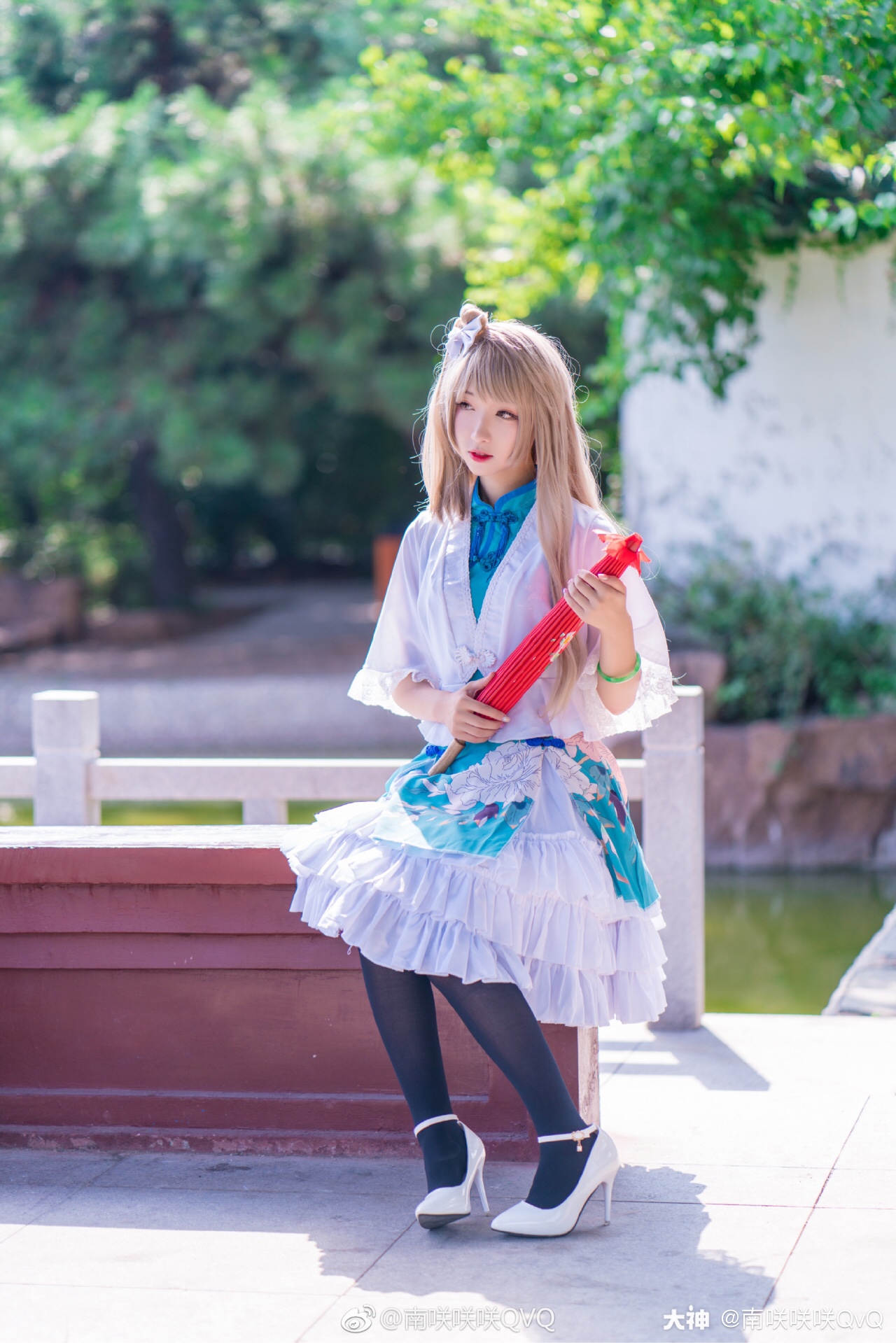 关注 #cos每日赏##二次元##38度高温# 这样的小鸟你会喜欢嘛w