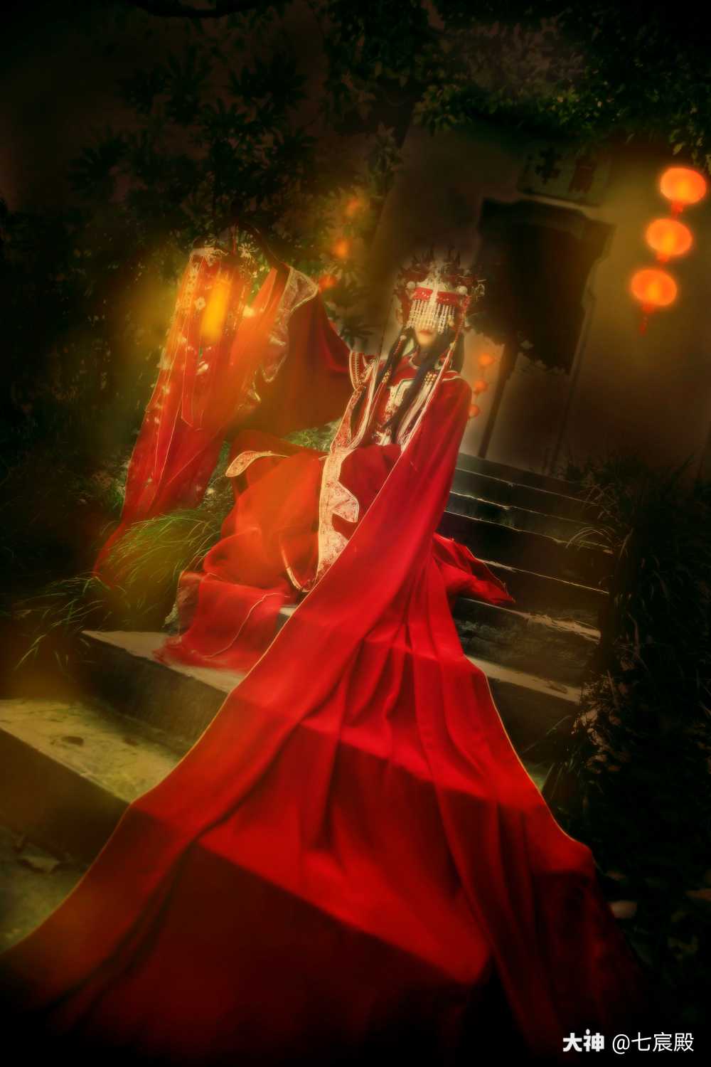 彼岸花花叶不相逢爱染嫇娘 cn:七宸殿化妆:斛珠宇薇 摄影:球叔 后勤