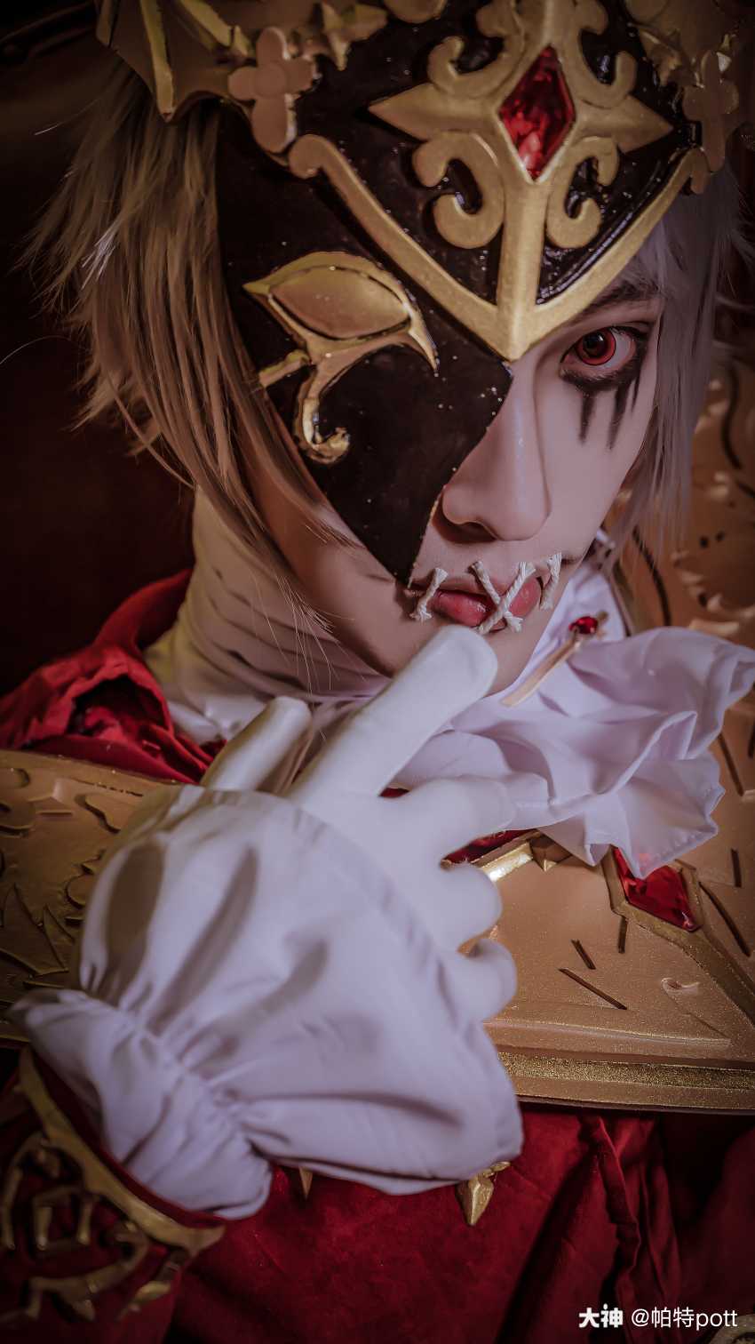 邮差初拥cos正片出镜:帕特pott喜欢的话求个票02_来自网易大神第五