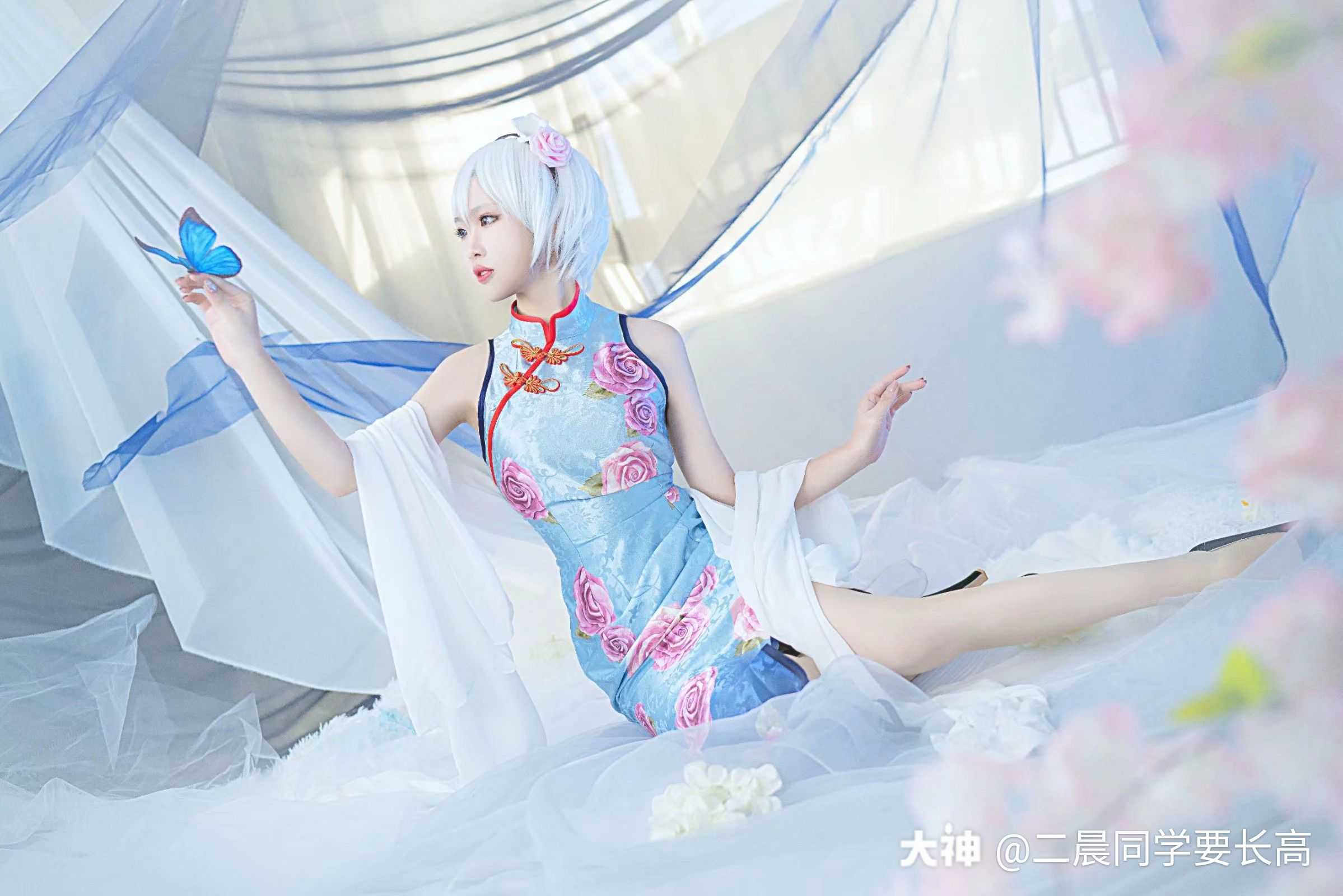 轻漫言和场刊旗袍c