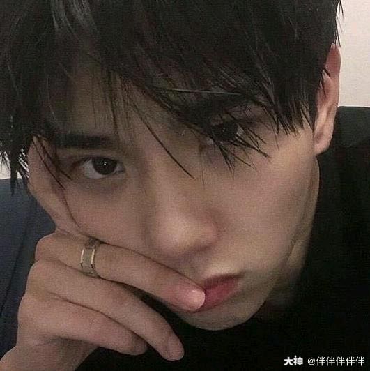 2/3         关注 #痒痒鼠求cp# 黑蛋碎片 头像框 加成 来