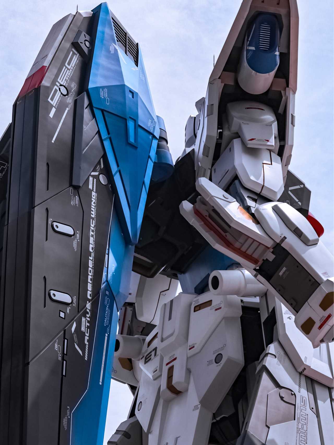 上海自由高达太帅啦