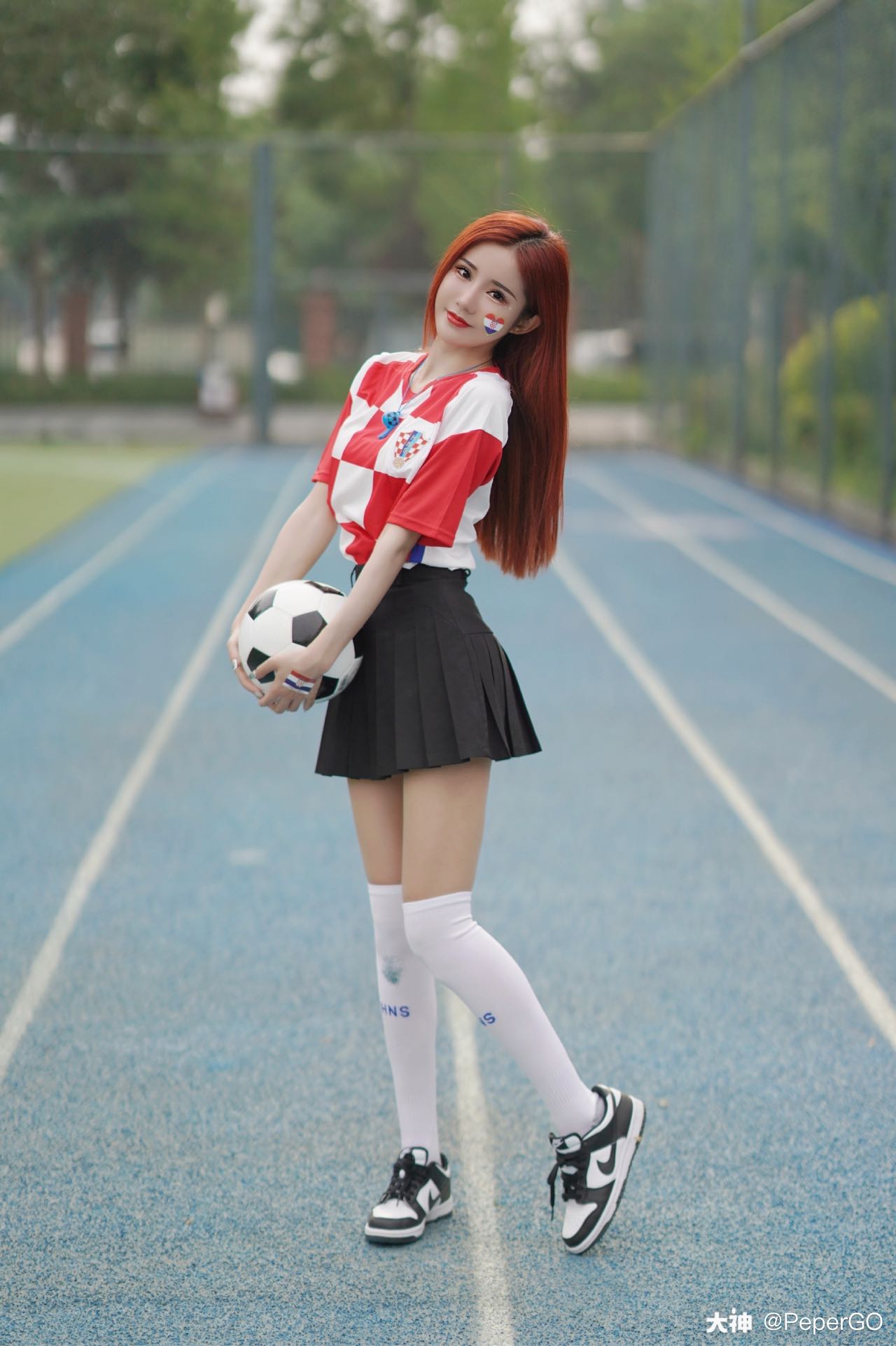 关注 #魅惑足坛# 打卡足球宝贝