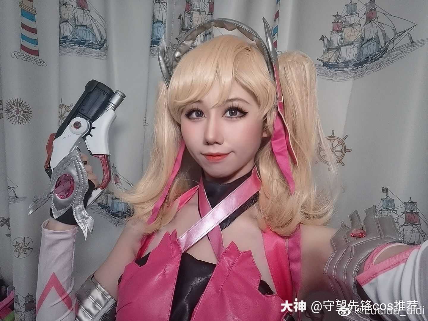 先锋cos推荐          8/26                     留下你的精彩评论