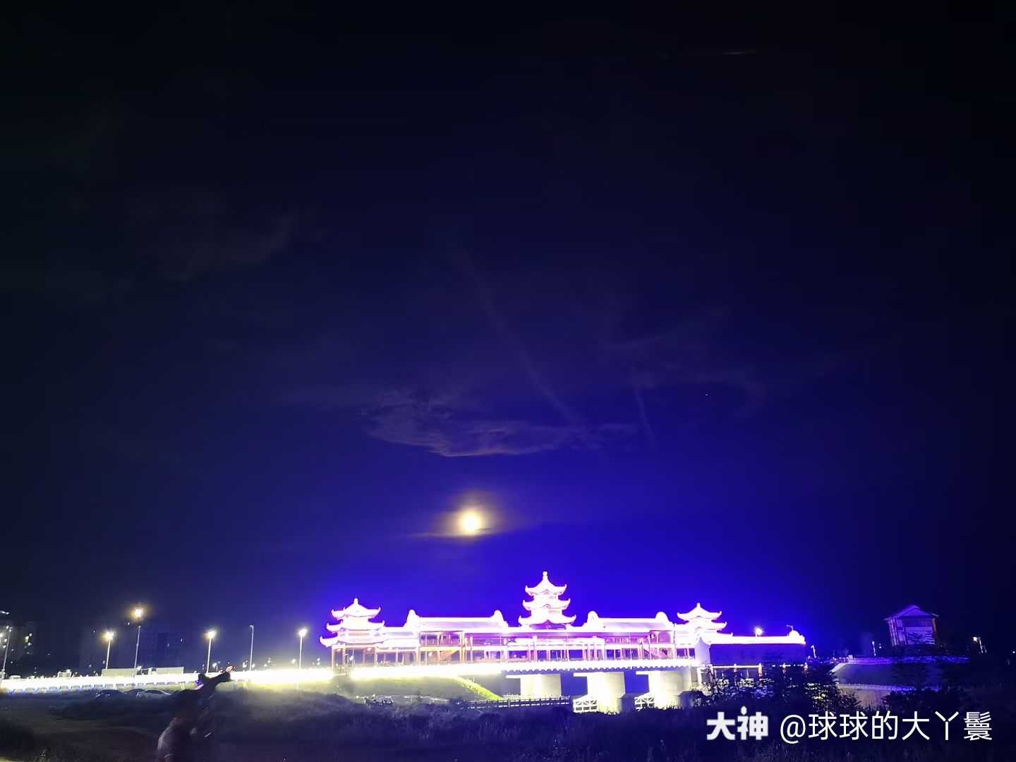 跑个题 小城故事多 你有酒吗我的故事有点多 要是游戏形象和手机端的形象一样就好 来自大神新倩女幽魂圈子 球球的大丫鬟