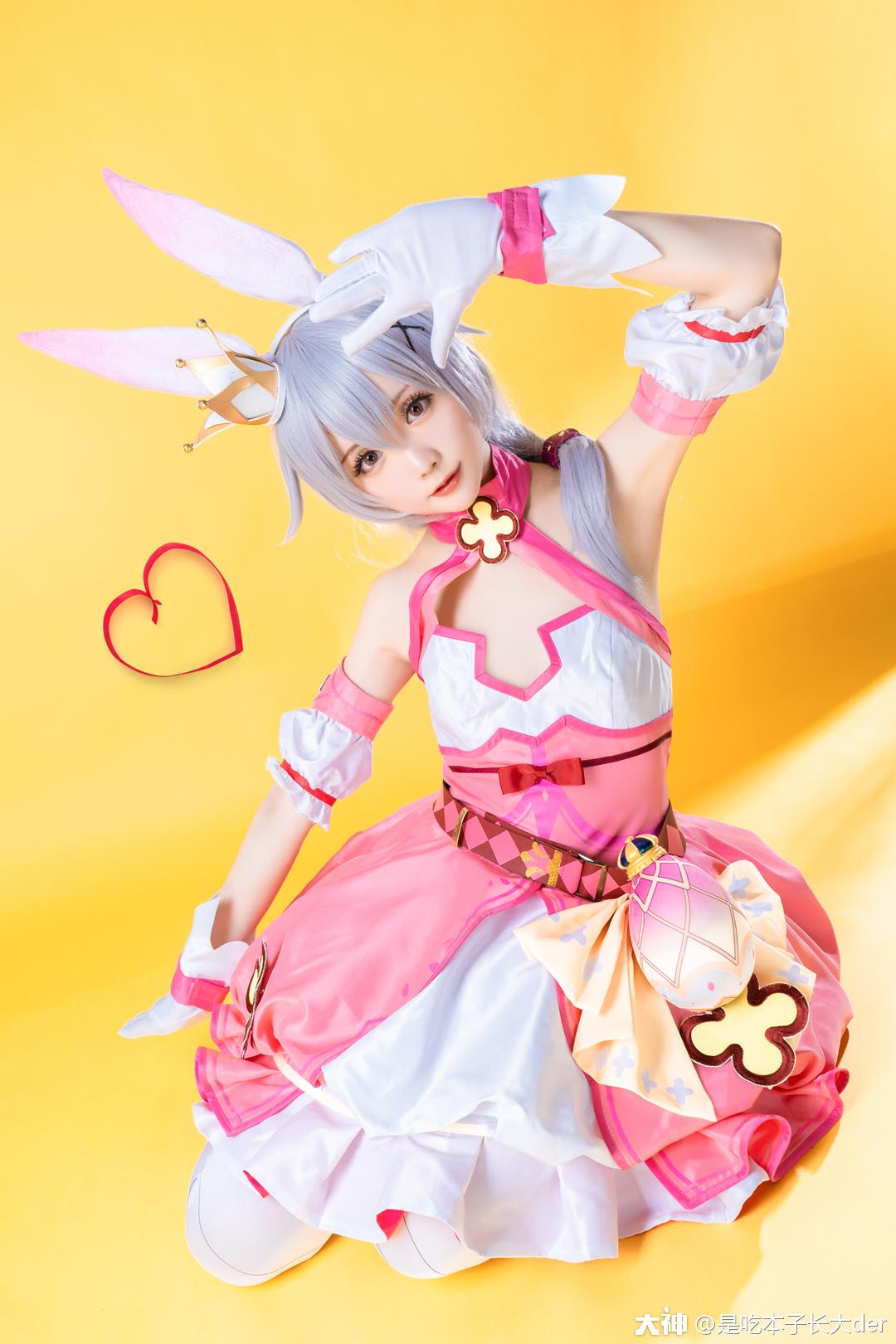 德莉莎 魔法少女teriri 出镜 星之迟迟丨服装 初兽猫cos 丨摄影 风音 来自网易大神圈子 是吃本子长大der