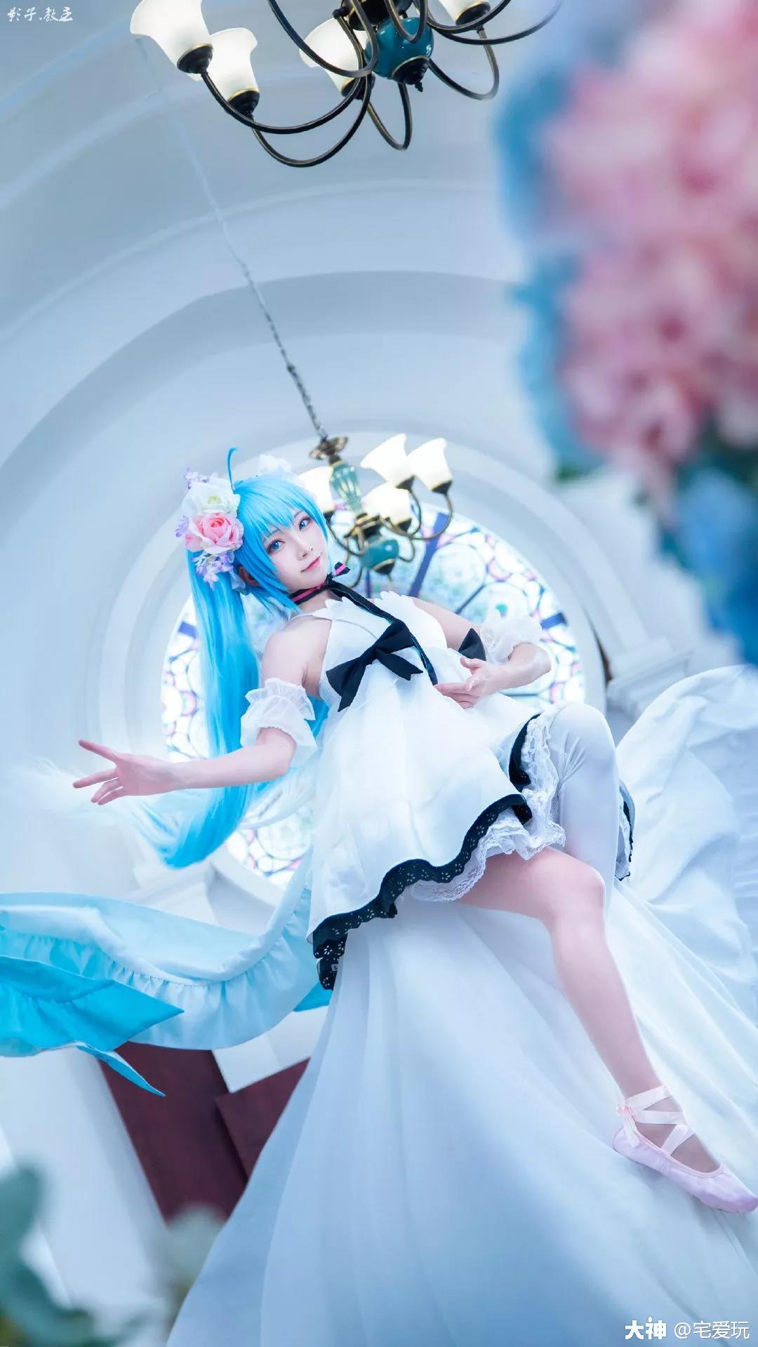 【cosplay欣赏】《雪初音》