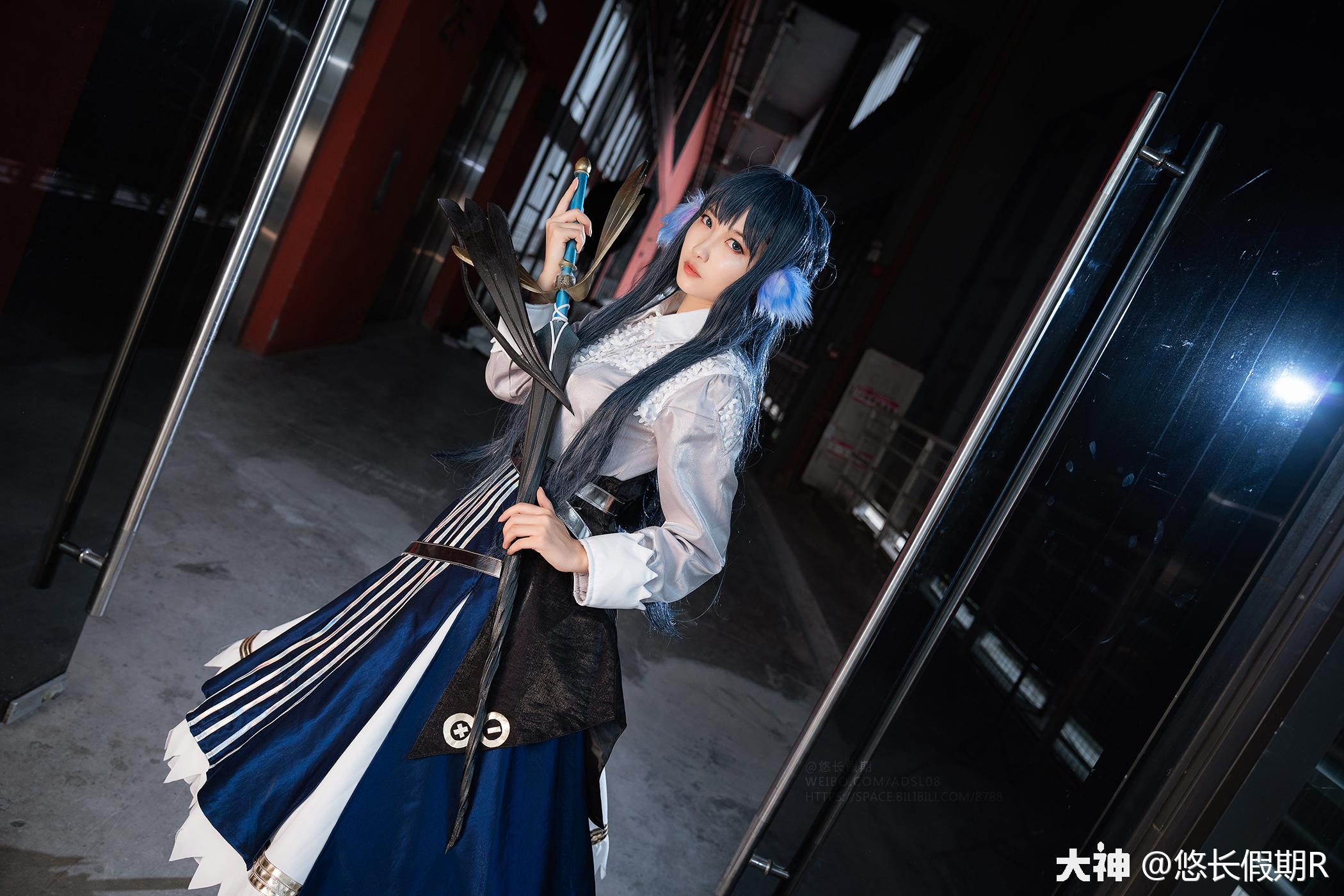 悠长假期r          1/31       来自网易大神 【cos每日赏-萤火虫