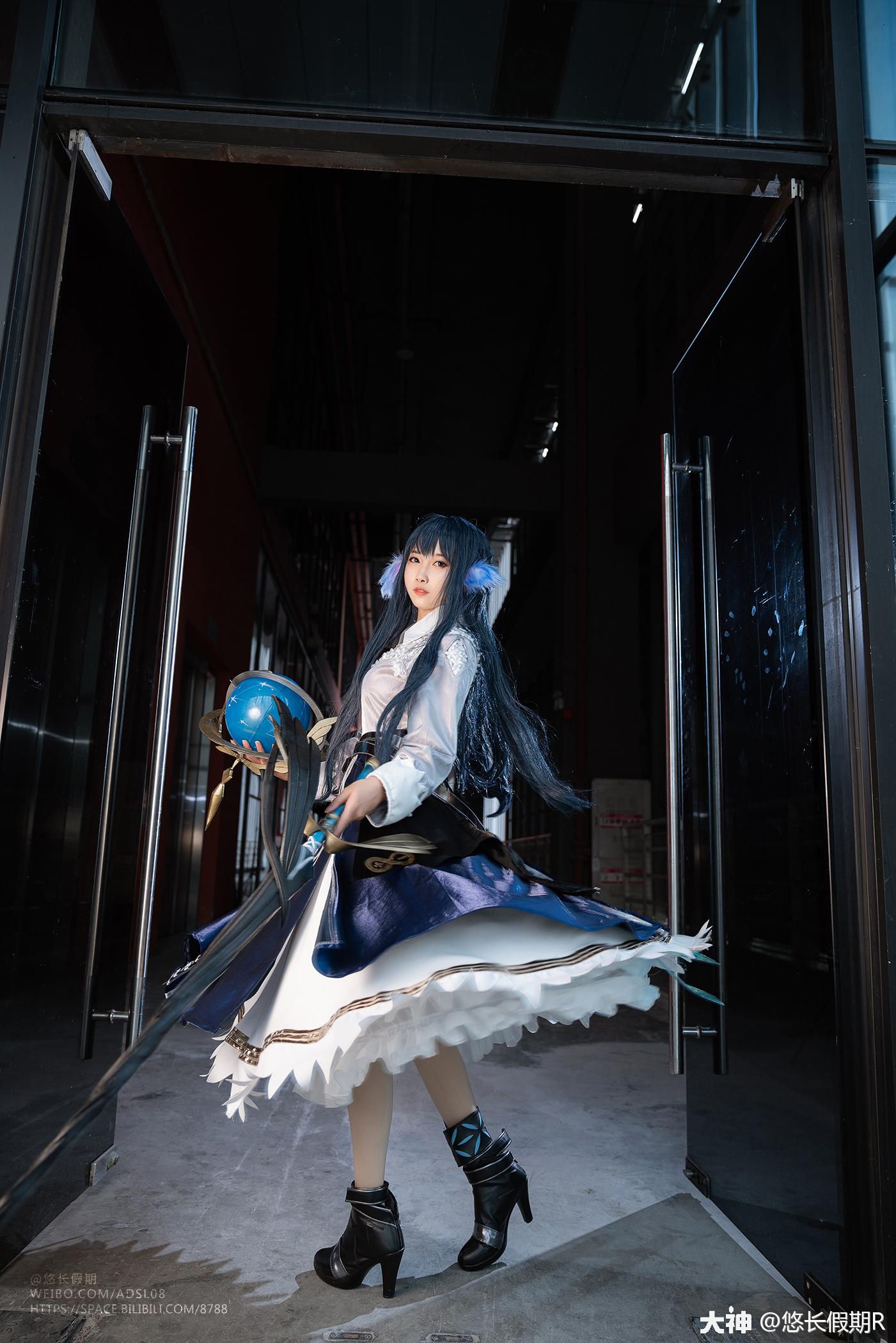 悠长假期r          1/31       来自网易大神 【cos每日赏-萤火虫