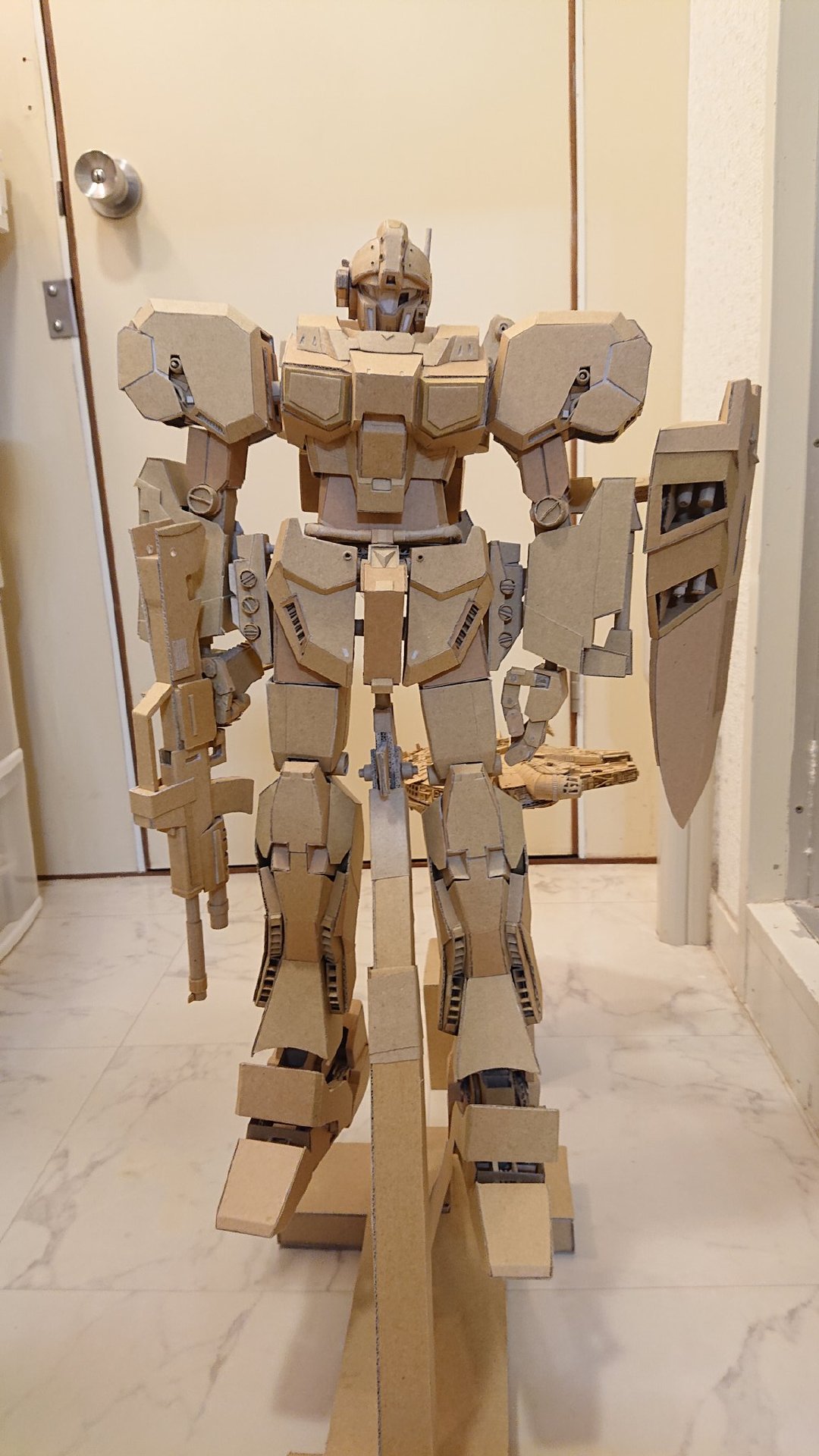 网友 だんぼ 分享了100%纯 纸箱 制. 来自游研社 - 大神