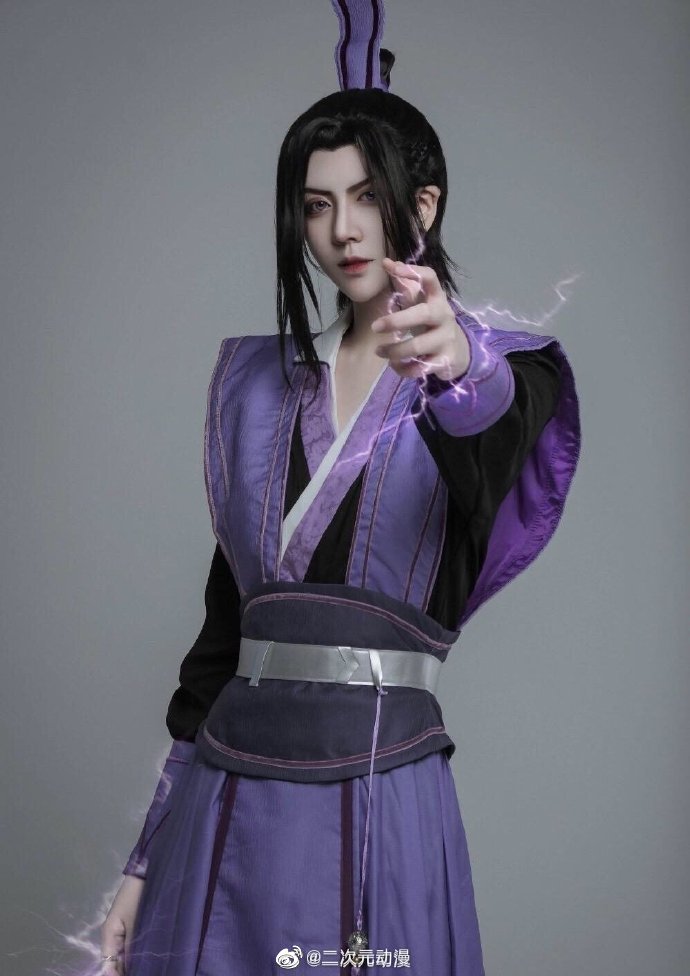 知名coser胤川一个人cos魔道全体人,身为女孩子竟然帅气十足!