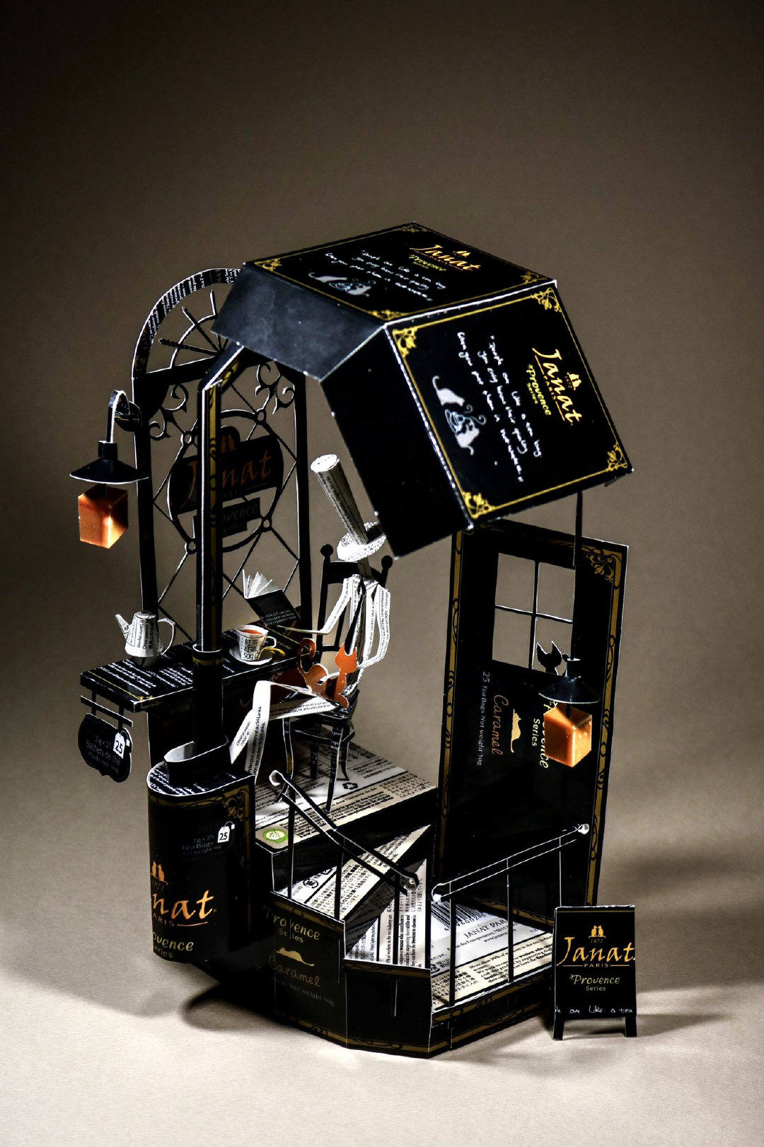 将包装纸盒制作成艺术品 twi.空箱职人はるきる